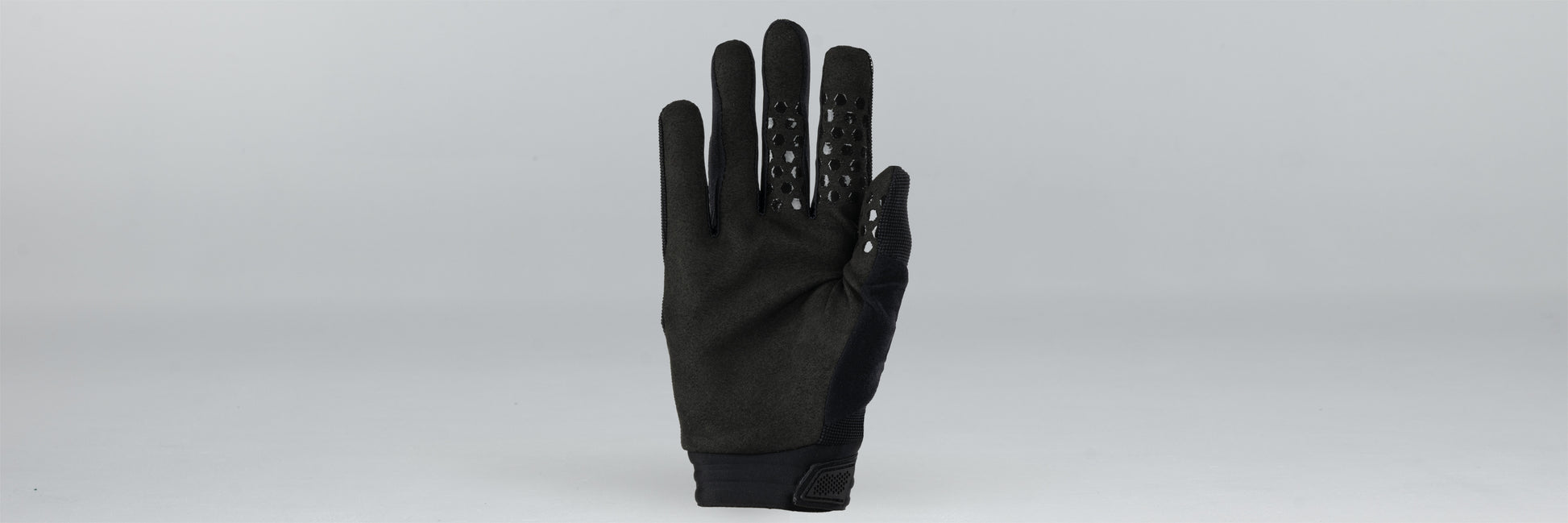 BDF301898A5C32AB8751A51ADFF2A792BD2FFCC2A376C31D0921DC10BED5EDB8