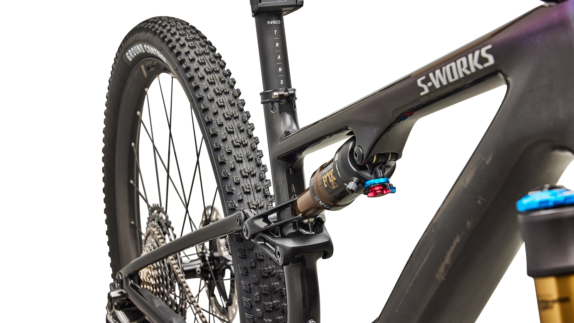 DD8F82029ED59013A9E82B24943FAF1E03E600DF35309CB91DF67B5E1F901A75