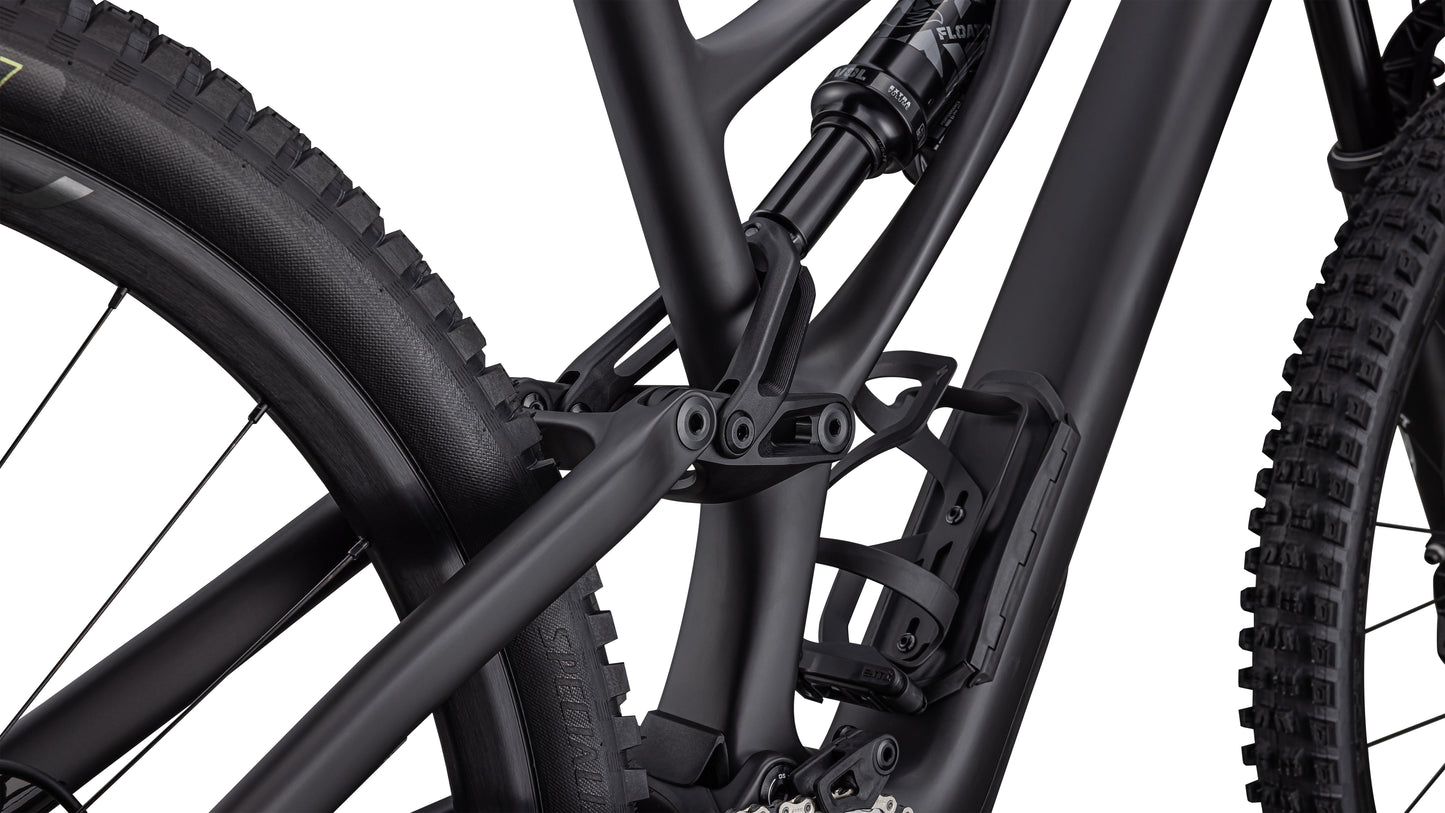 EC6236AD01704649178C95B6E659076779395BB2D8688B9D84602CE95D781E9F