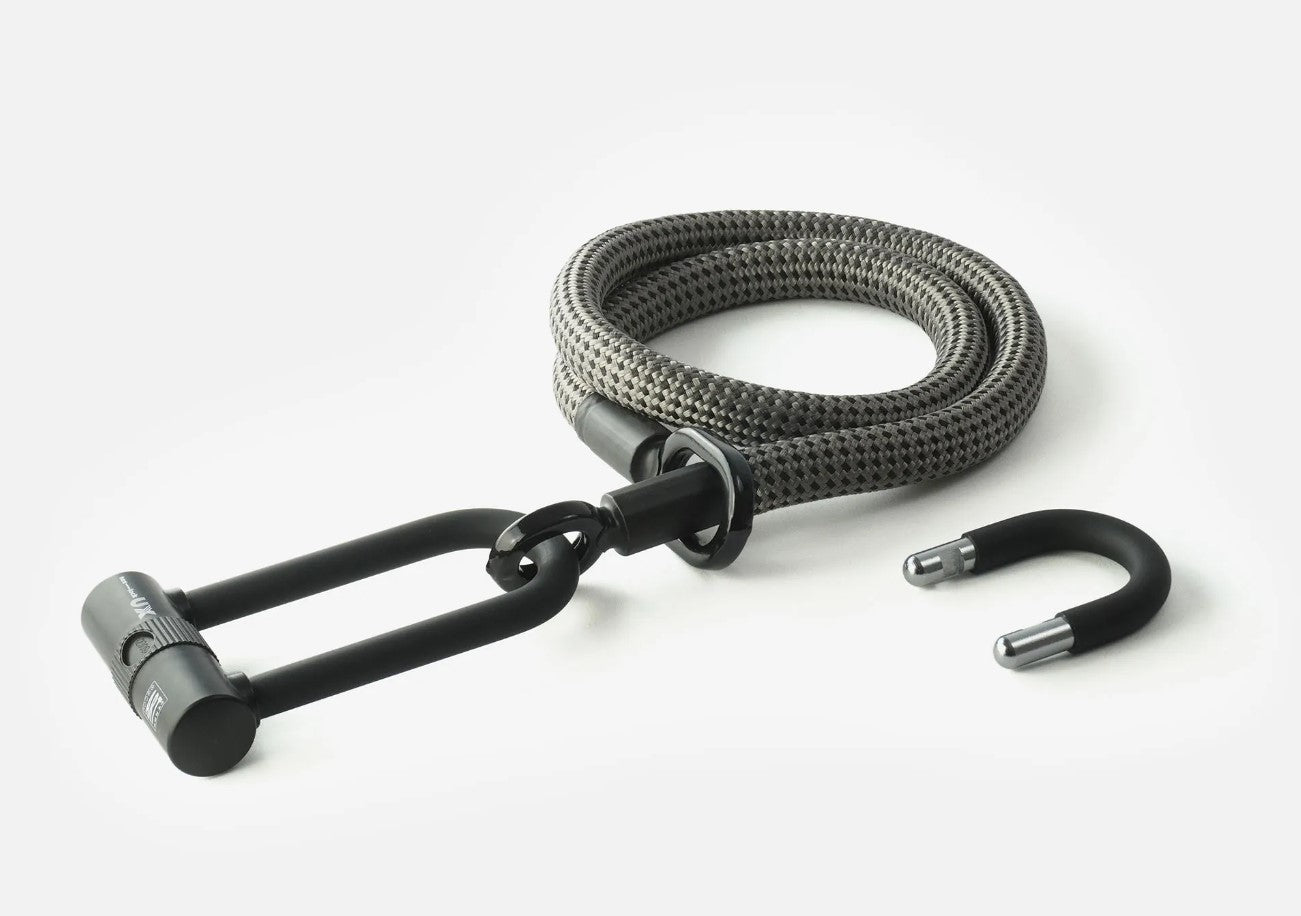 C5A5AAC193CAB528D9399A7BB4B3C41602D08BABFB5C25DA6475789BF70A9F19