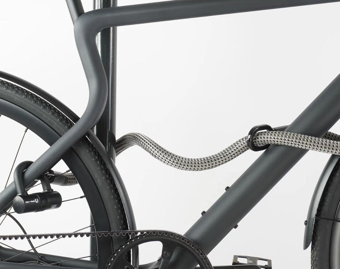 7507ECE01F34BED7BB95D4A16D0B4ADA49B05E1653389877F7FF60286C243BA0